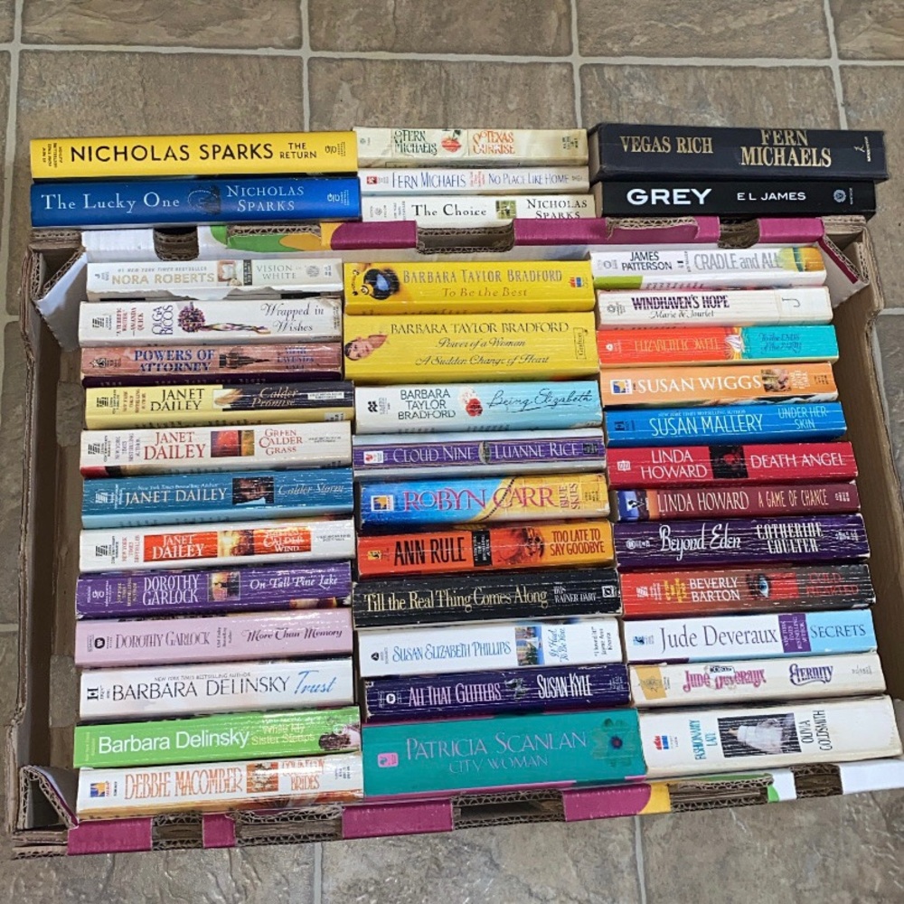 Book Sale! 💗 Assorted Book Collection Vintage Fiction Drama Romance Novels